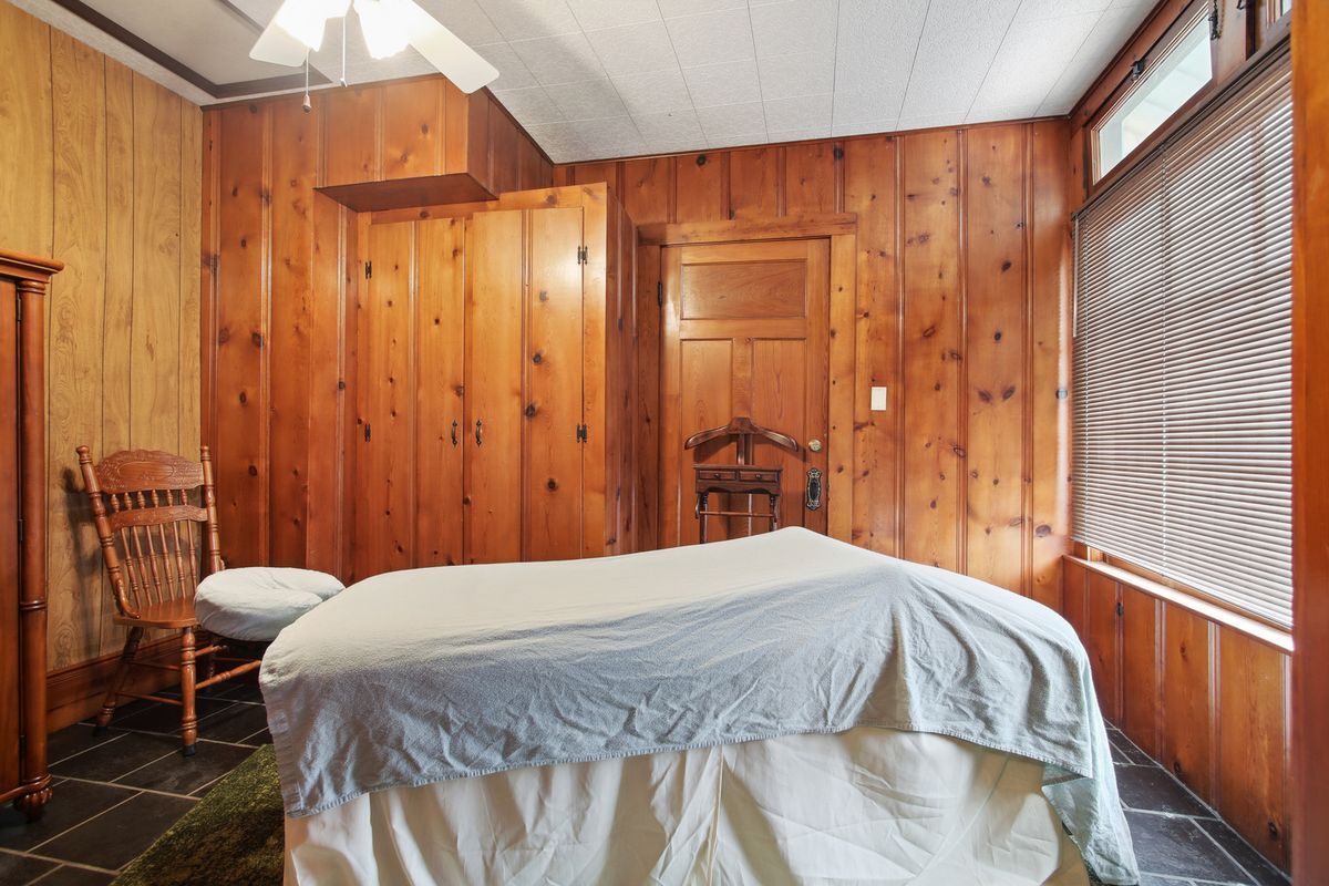 Building Photo - 116 Elmira Ave