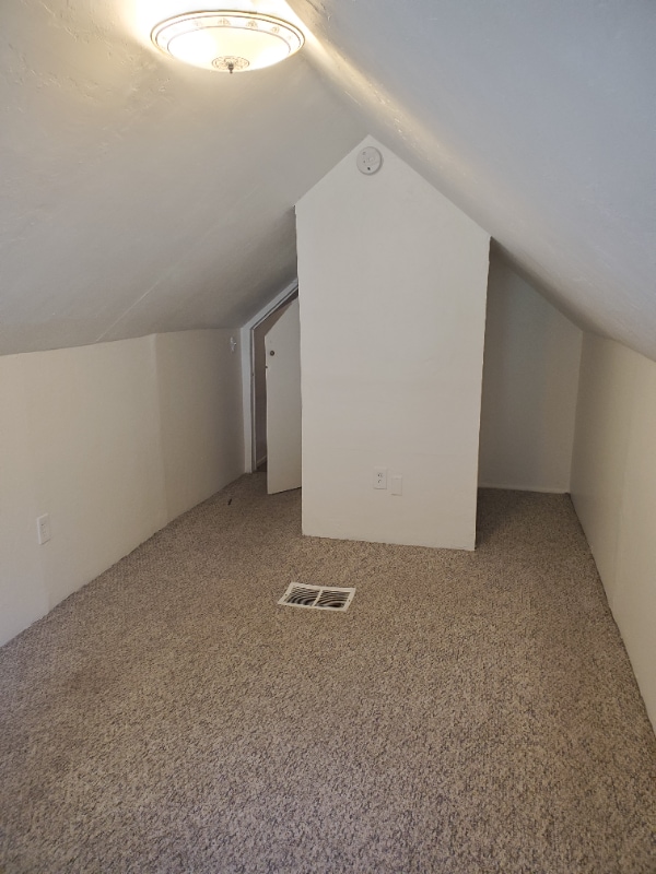 Building Photo - 3133 Sacramento Ave