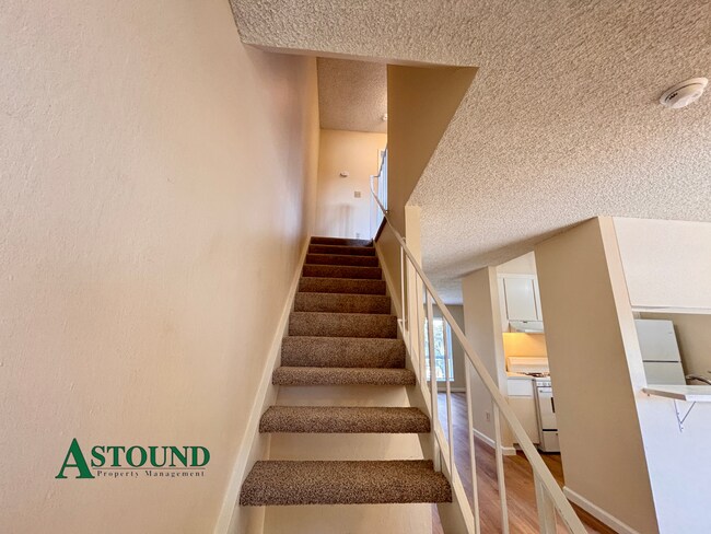 Building Photo - 1206 Marionola Way