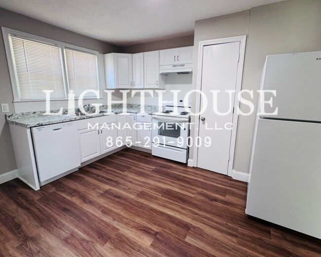 Building Photo - 1808 Lombard Pl