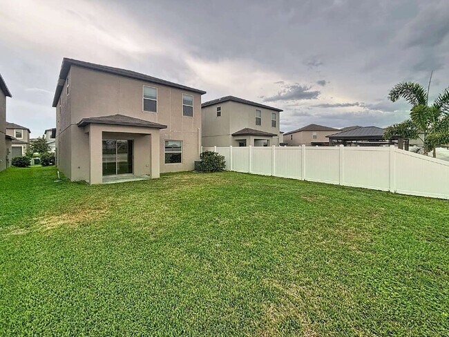 Building Photo - 7012 Samuel Ivy Dr