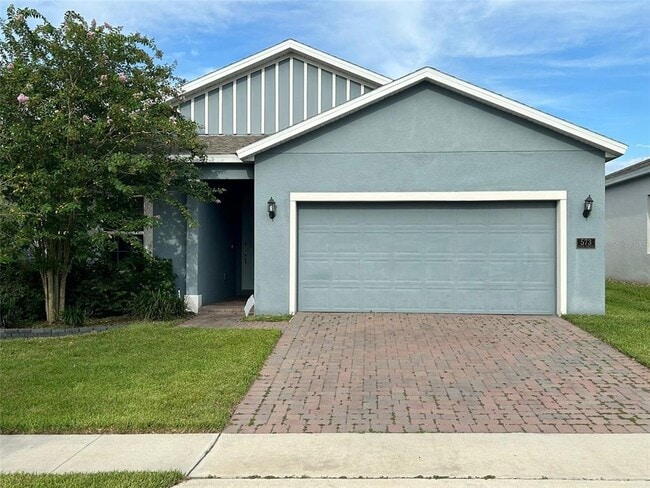 Building Photo - 573 Disa Dr