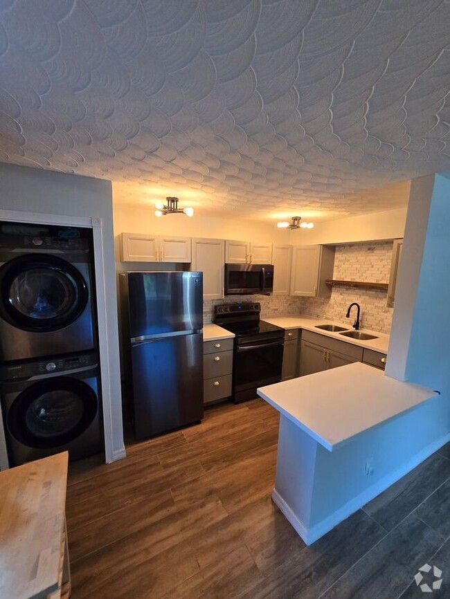 Building Photo - 1 Bedroom 1Bath Duplex in Fort Lauderdale ...