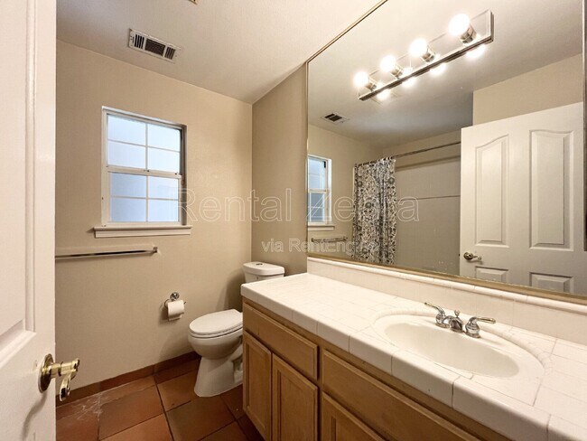 Building Photo - 1199 Paseo Verde Dr