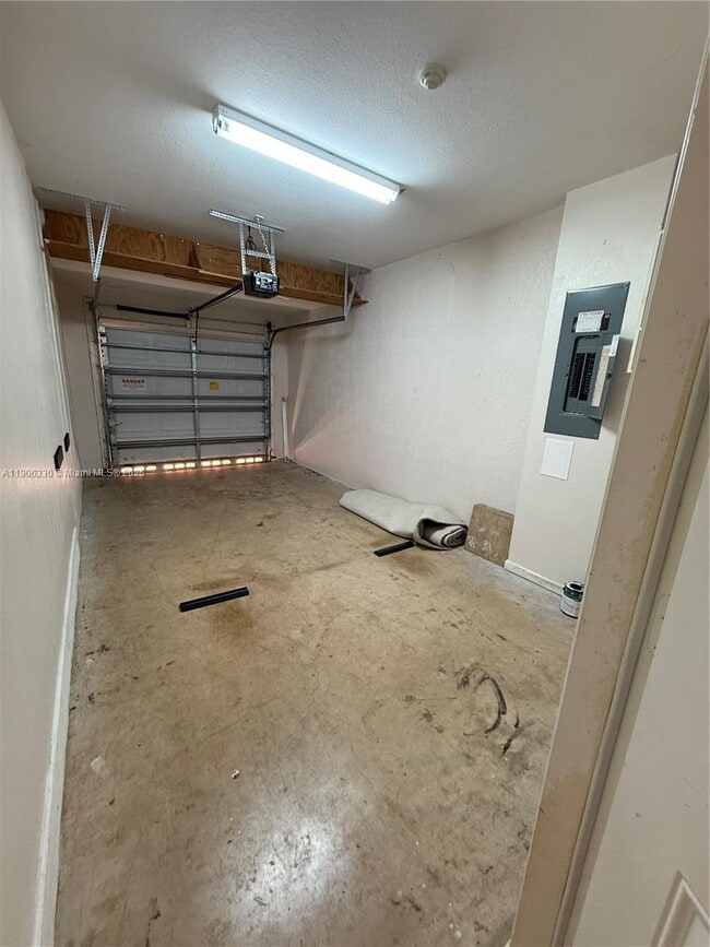 Building Photo - 7407 Briella Dr