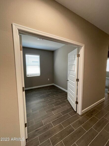 Building Photo - 12013 W Levi Dr