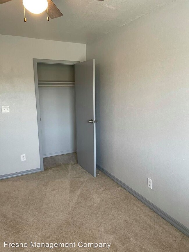 Building Photo - 4909 N Winery Cir