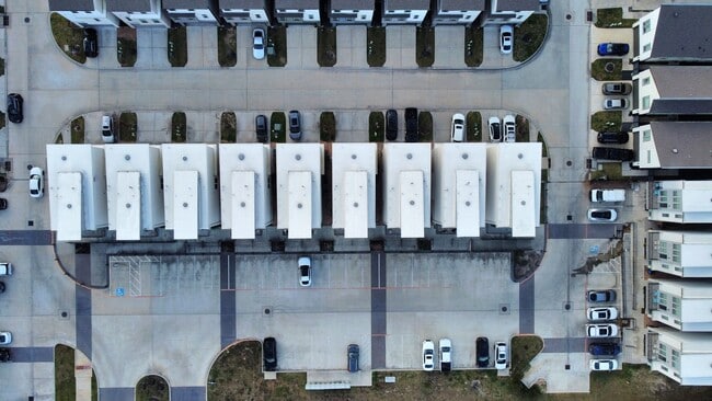 Building Photo - 18716 Centro Main St