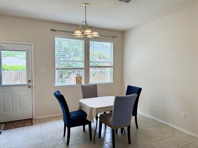 Building Photo - 9724 Windburn Dr