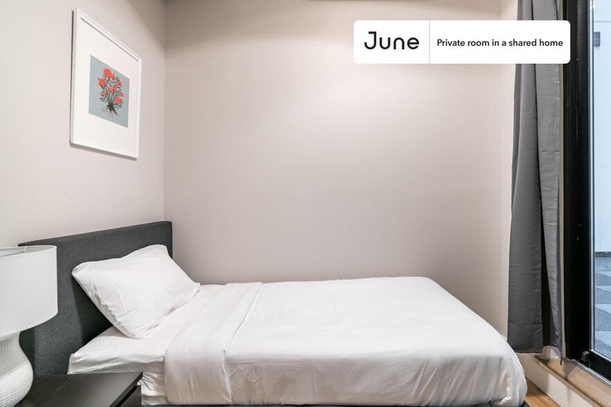 Primary Photo - Room in Shared 6 bed/6.5 bath home