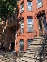 Building Photo - 288 Monmouth St