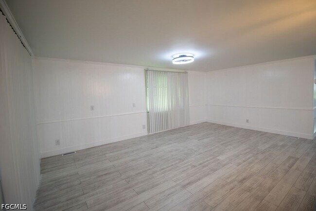 Building Photo - 5506 Virginia Dare Ln