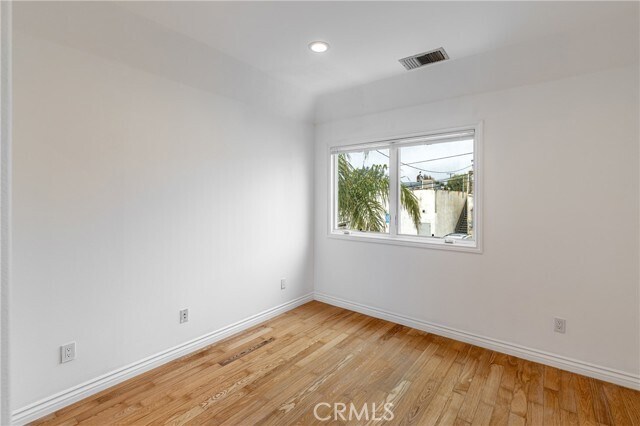 Building Photo - 1906 New York Dr