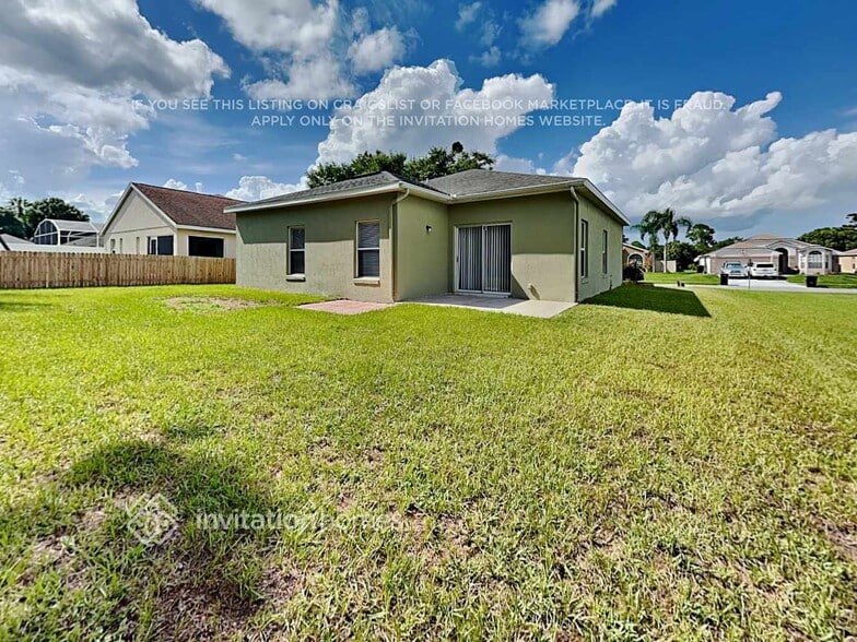 Building Photo - 113 Woodbury Pines Cir