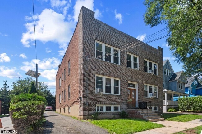 Building Photo - 60 Elmwood Ave