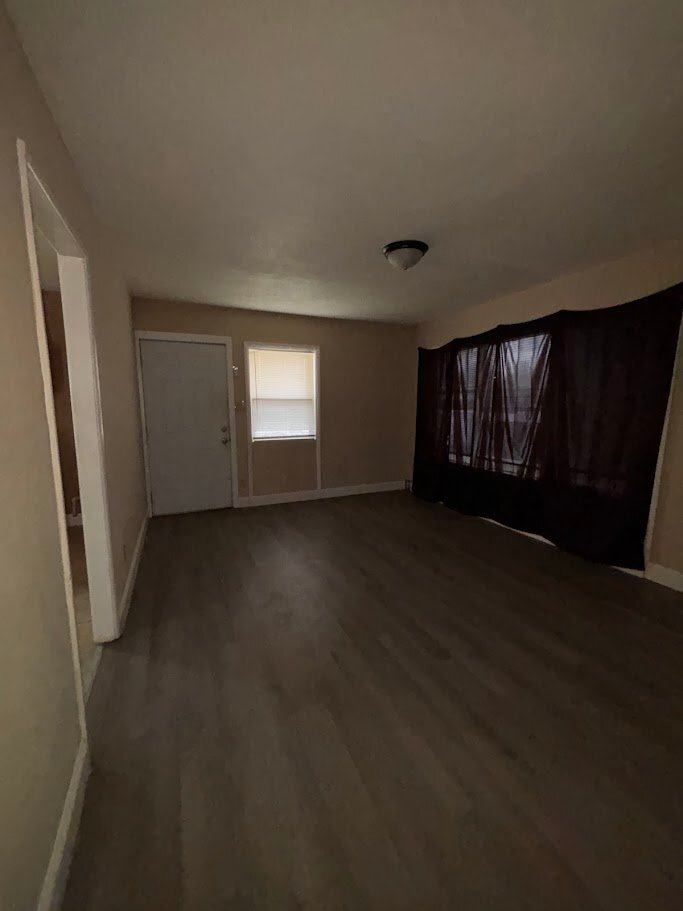 Building Photo - 801 Cantrell Heights St