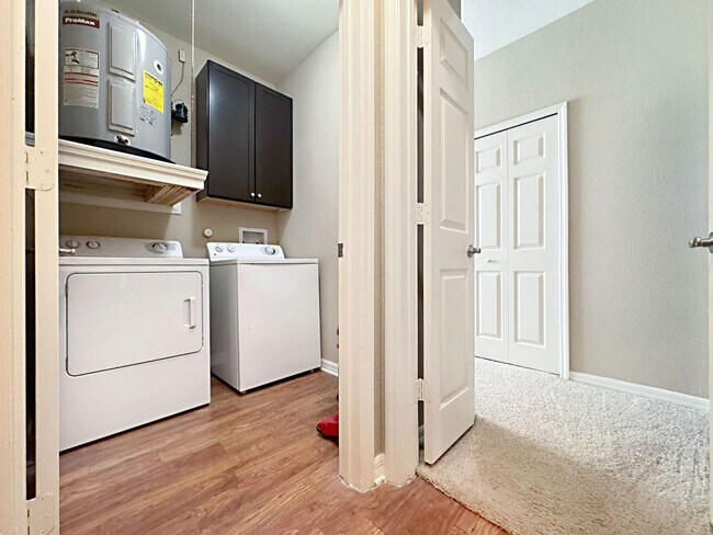 Building Photo - 1770 Bearberry Cir