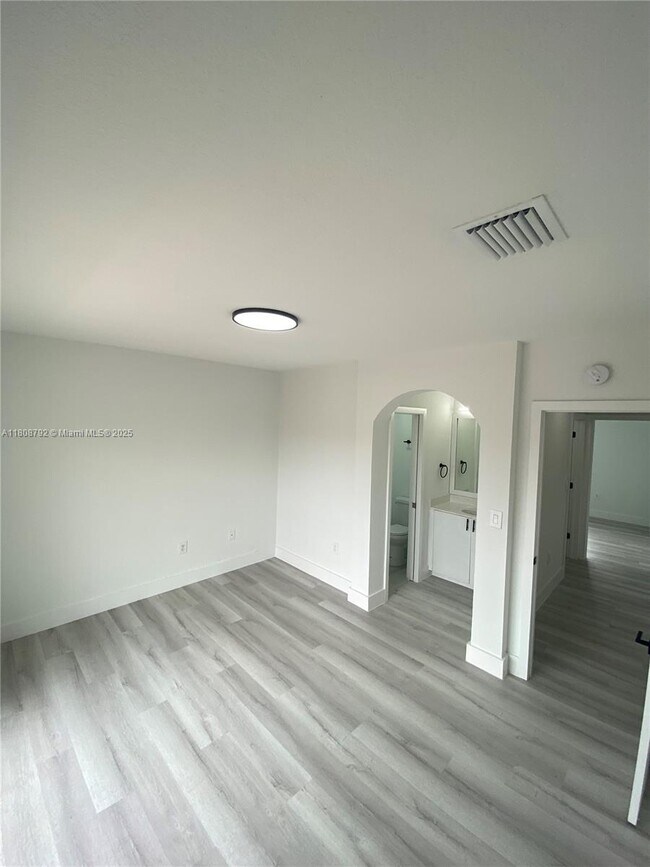 Building Photo - 13765 SW 170th Terrace