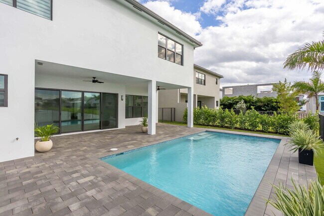 Building Photo - 21049 Violet Flds Wy