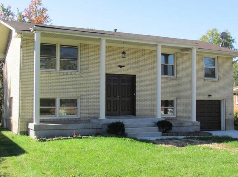 Building Photo - 3602 Pinecroft dr