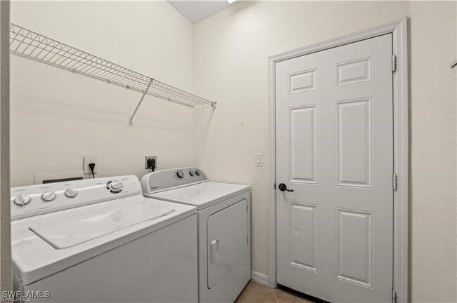 Building Photo - 17579 Cherry Ridge Ln