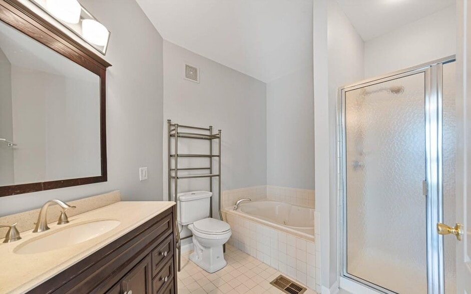 Building Photo - 5529 Lanier Ave