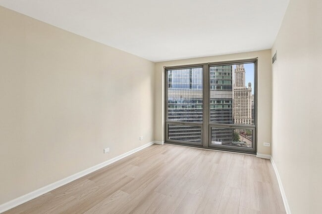 Building Photo - 440 N Wabash Ave
