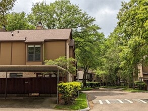 Building Photo - 11711 Memorial Dr