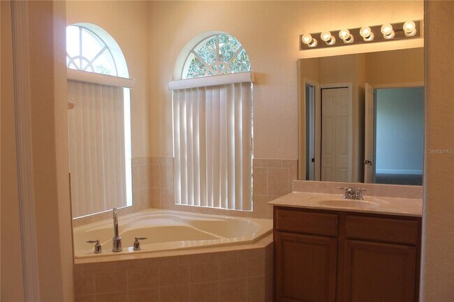 Building Photo - 4406 Mandolin Blvd