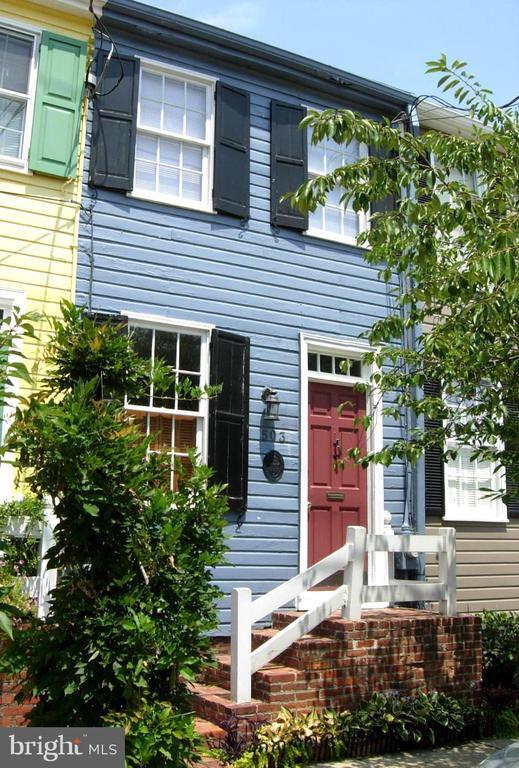 Building Photo - 503 Wilkes St