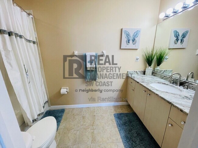 Building Photo - 15449 Bellamar Cir