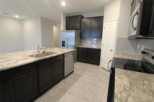 Building Photo - 5120 Tannin Ln