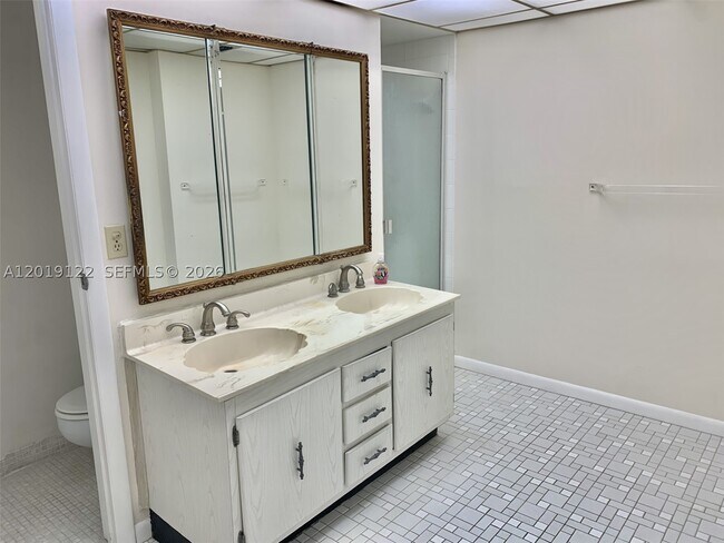 Building Photo - 1500 S Ocean Dr