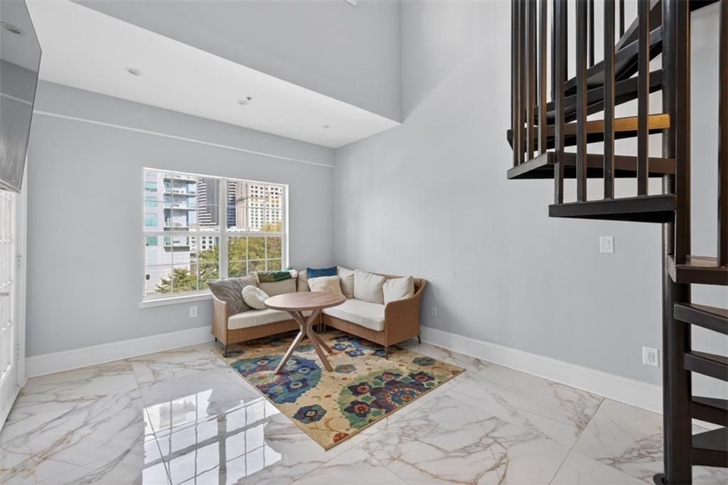 Building Photo - 1075 Peachtree Walk NE