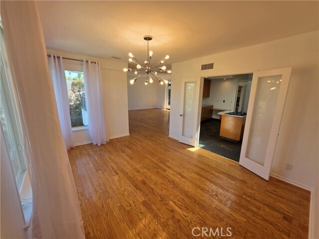 Building Photo - 310 S Thurston Ave