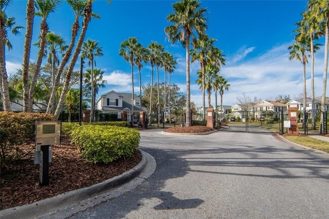 Building Photo - 9105 Crystal Commons Way