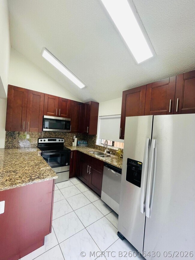 Building Photo - 617 NW 132nd Terrace