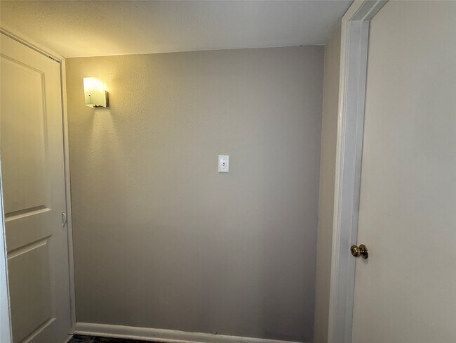 Building Photo - 2350 Bering Dr