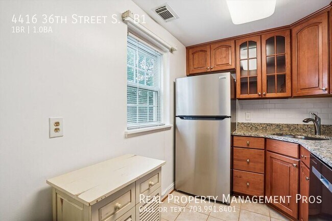 Building Photo - 4416 36th St S