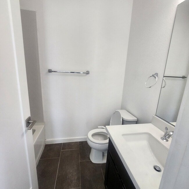 Building Photo - 2316 Dancing Penny Way