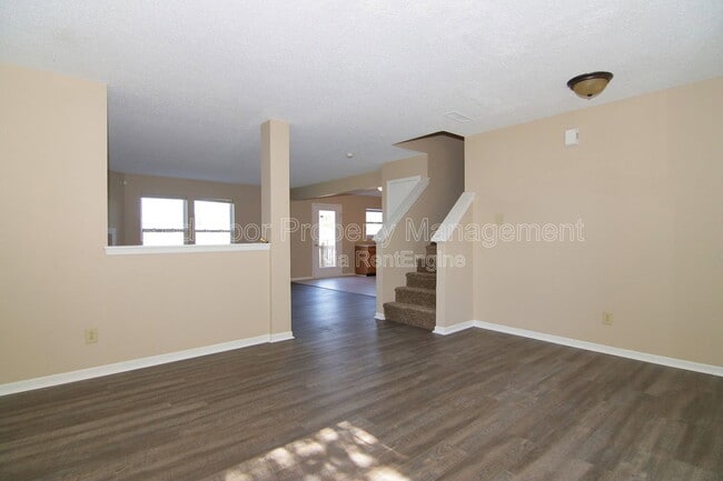 Building Photo - 76 Snowflake Cir