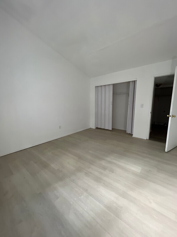 Building Photo - 19 Snowberry Rd