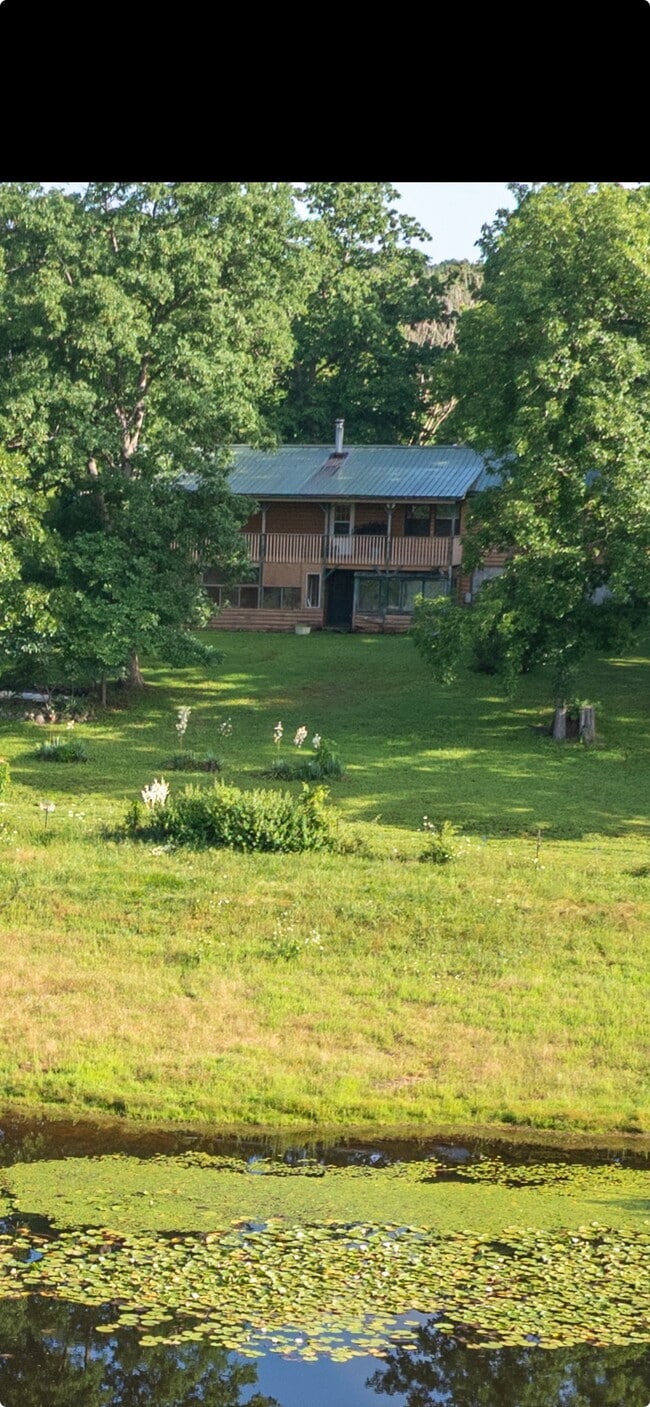 Primary Photo - 113 State Park Rd