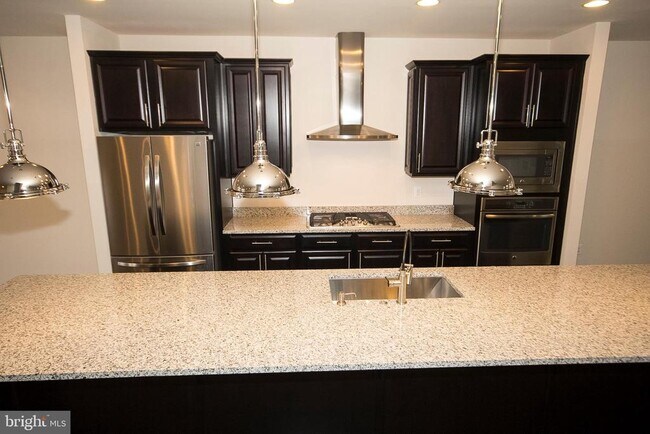 Building Photo - 2912 Middleham Ct