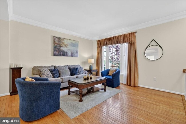 Building Photo - 8010 Readington Ct