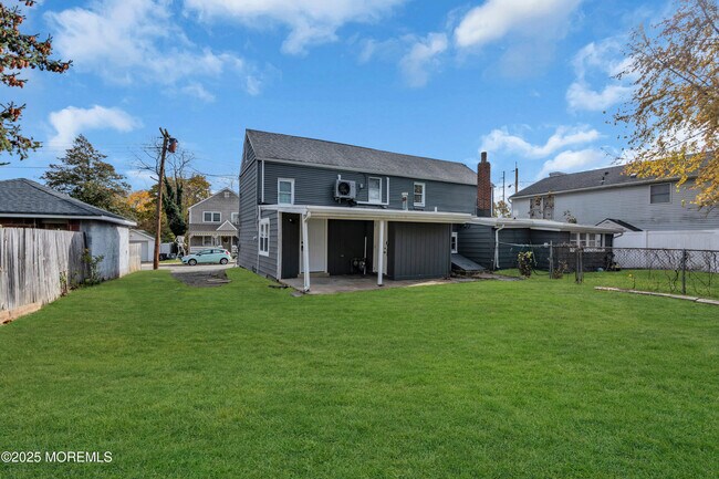 Building Photo - 6 Orchard St