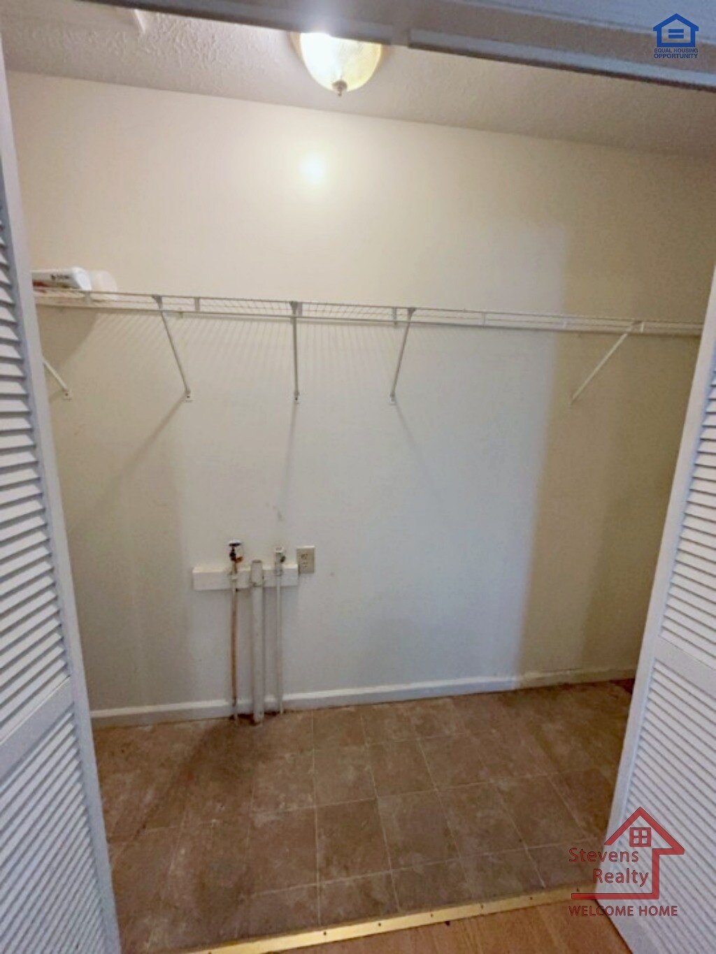 Building Photo - 173 Bybee Woods Dr
