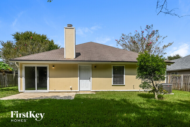 Building Photo - 4576 Antler Hill Dr E