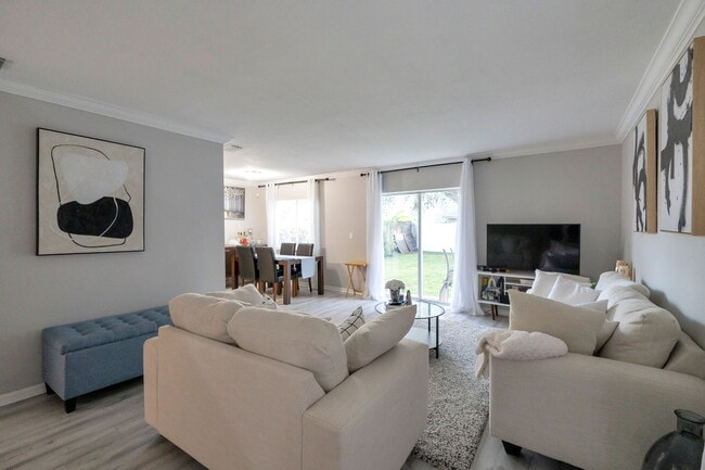 Building Photo - 12949 Fennway Ridge Dr