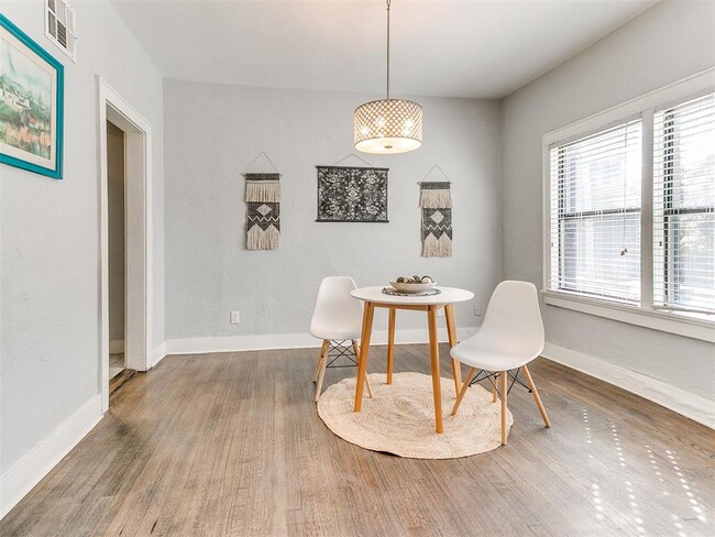 Building Photo - 1628 NW 17th St